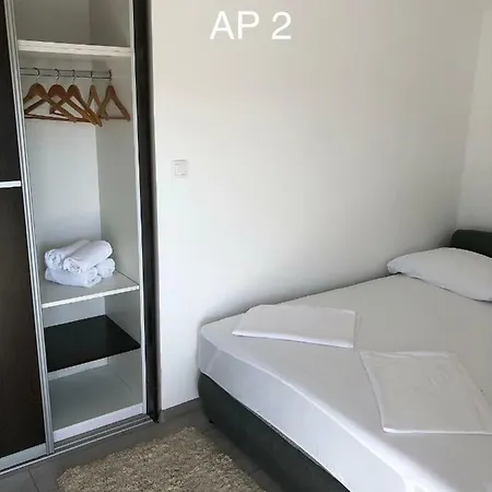 Zora Apartment