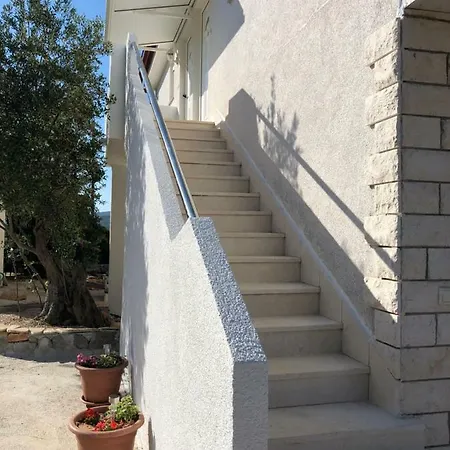 Zora Apartment *