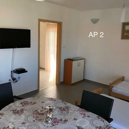 Apartment Zora *
