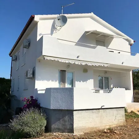 Zora * Rogoznica (Sibenik-Knin)