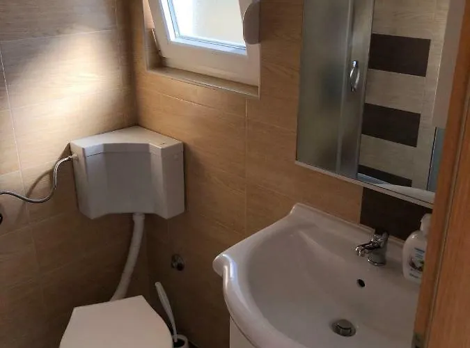 Daire Zora Rogoznica (Sibenik-Knin)