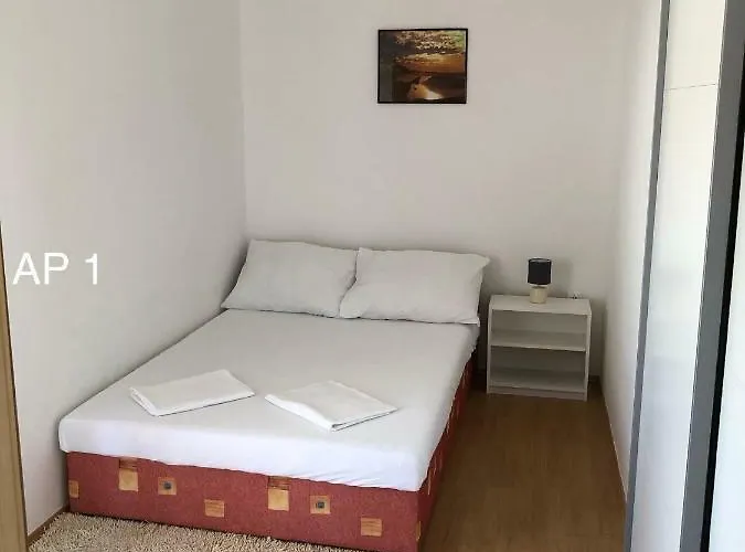 Zora Rogoznica (Sibenik-Knin)